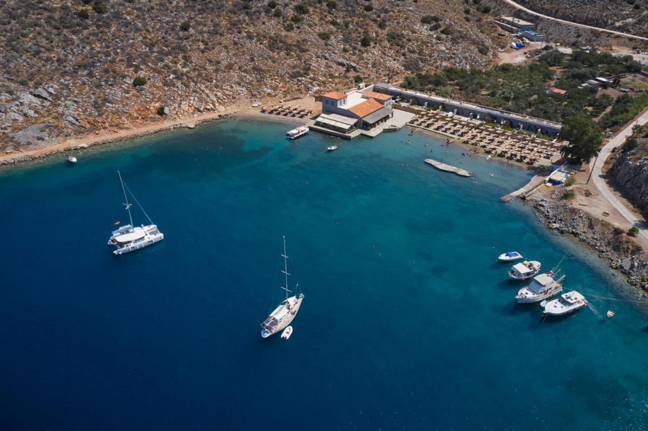 Mandraki Beach Resort Екстер'єр фото